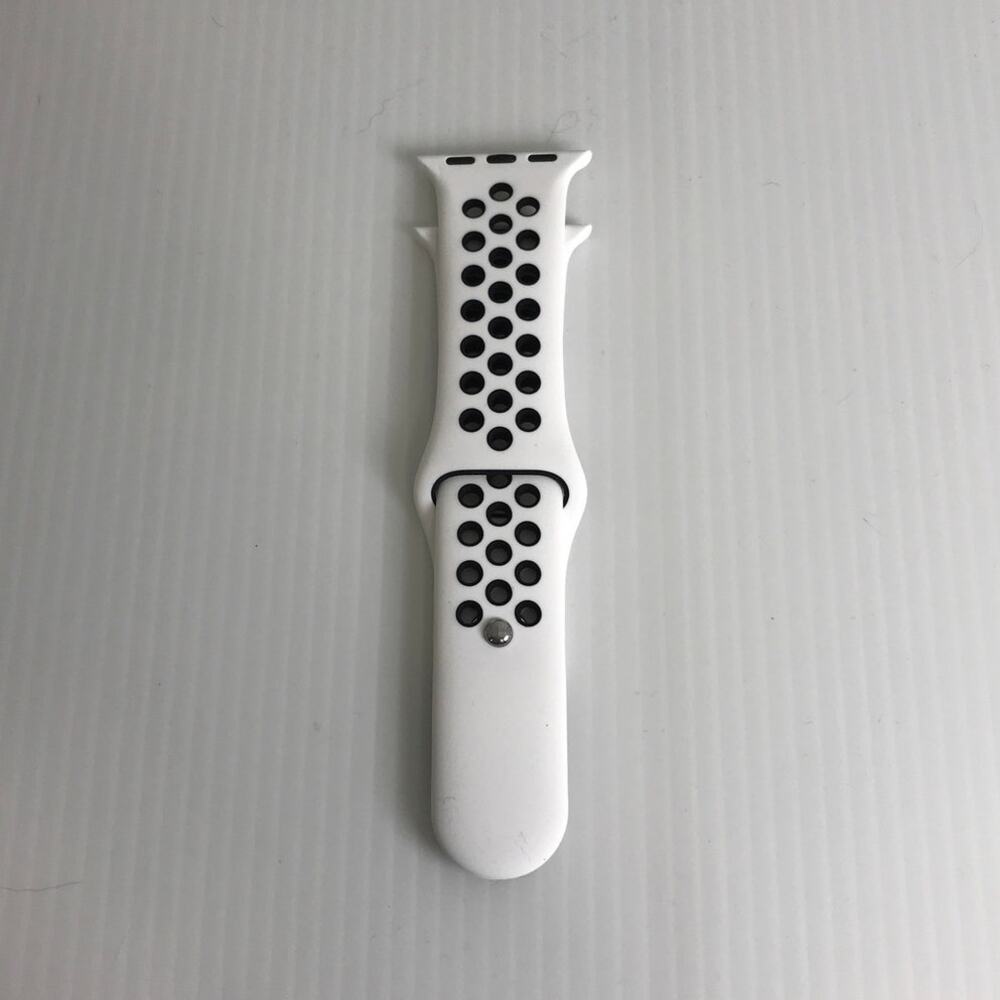 NWT AdMaster Black White Apple Watch Replacement Sports Band 38/40mm S/M